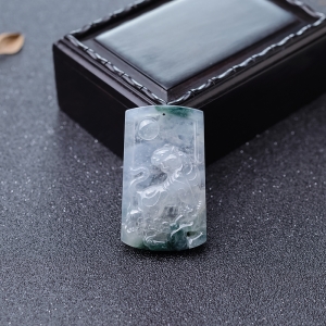 冰种飘花翡翠虎虎生威吊坠