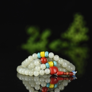 8.5mm籽料和田白玉圆珠多圈手串