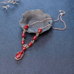 18K阿卡珊瑚项链