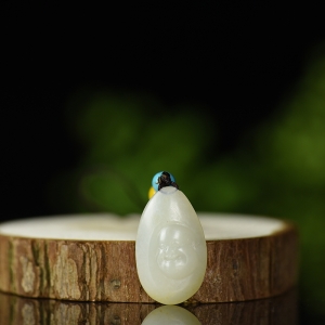 籽料和田白玉弥勒佛吊坠