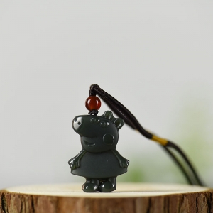 山料和田青玉福猪吊坠