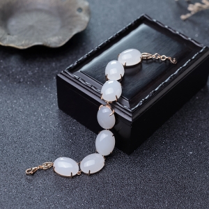 特：18K山流水料和田白玉手链