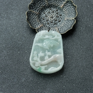 糯冰种飘翠翡翠喜上眉梢吊坠