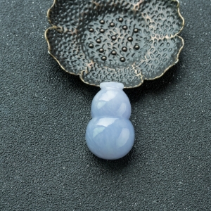 糯冰种紫罗兰翡翠福禄吊坠