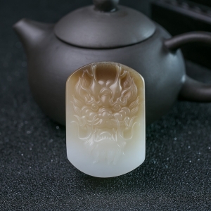 山料和田玉龙头皮带扣