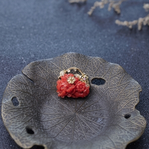 18K沙丁珊瑚花吊坠