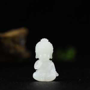 籽料和田白玉大日如来吊坠