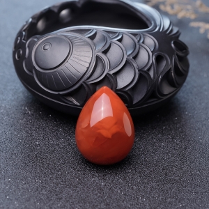 柿子红南红水滴吊坠