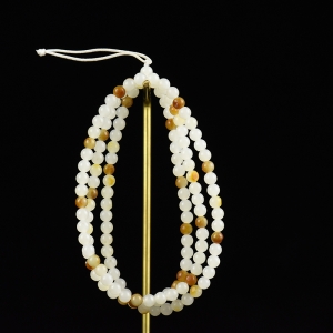 5mm籽料和田白玉多圈手串