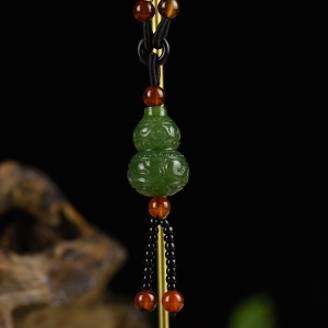 山料和田碧玉福禄吊坠