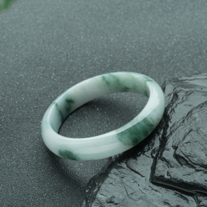 64mm糯种飘花翡翠平安镯