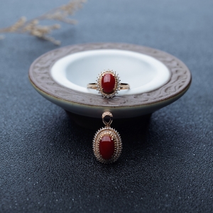 18K阿卡牛血红珊瑚套装（两件）