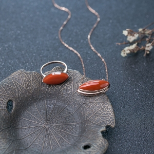 18K柿子红南红套装