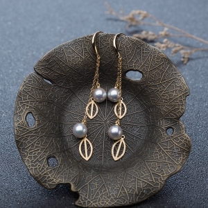 18K海水灰色珍珠耳坠