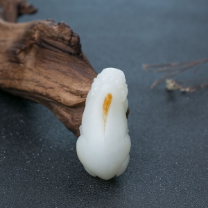 山料和田白玉貔貅手把件