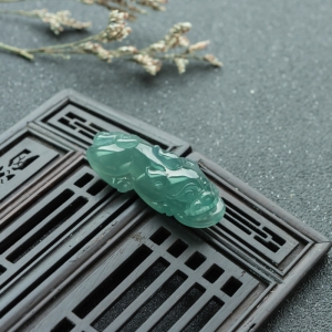 油青种蓝水翡翠貔貅吊坠