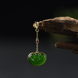 18k镶山料和田碧玉如意卡子配件