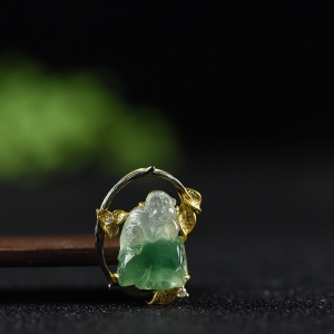 18k金镶钻冰种飘翠翡翠申猴吊坠