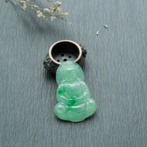 糯冰种飘翠翡翠观音吊坠