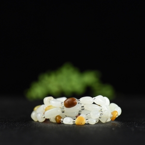 籽料和田白玉原石项链