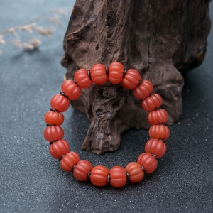 11.5mm柿子红南红南瓜珠单圈手串