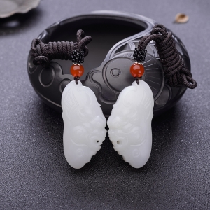 山料和田羊脂白玉龙头吊坠（两件）