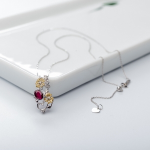 18K鸽血红红宝石项链