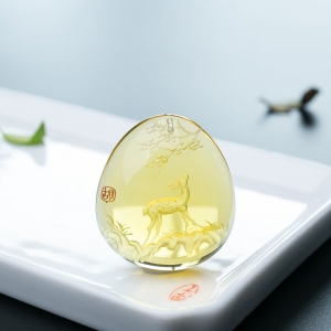 墨西哥蓝珀小鹿吊坠