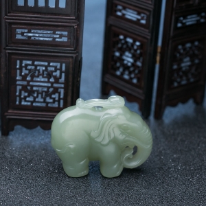 山料和田翠青玉大象吊坠