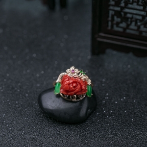 18K沙丁珊瑚牡丹花戒指