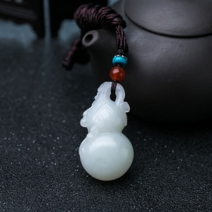 山流水料和田羊脂白玉多子多福吊坠