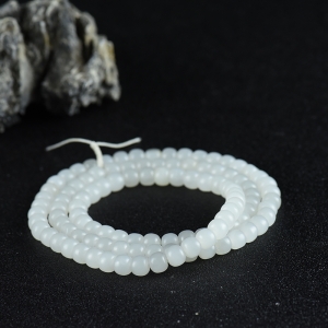 山料和田羊脂白玉老形珠多圈手串