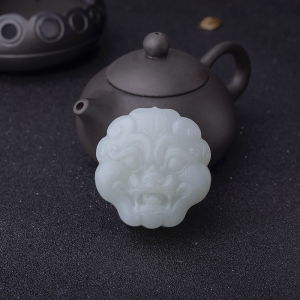 山料和田白玉瑞兽头皮带扣