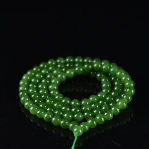 8mm山料和田碧玉多圈手串