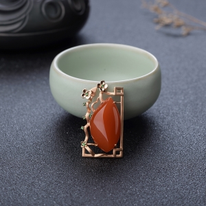 18K樱桃红南红随形吊坠