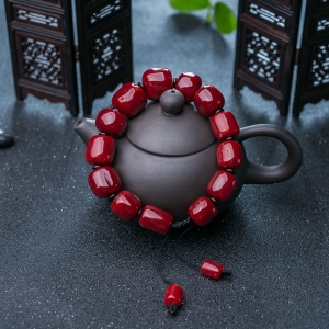 阿卡牛血红珊瑚桶珠单圈手串