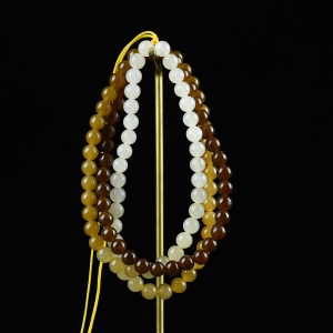 6mm山料和田糖玉渐变多圈手串