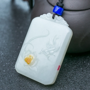 山料和田青白玉连年有余吊坠