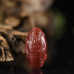 玫瑰红南红财神爷吊坠