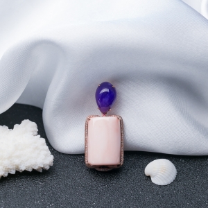 18K深水珊瑚吊坠