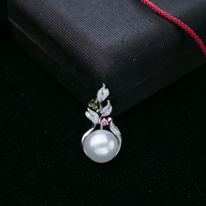 18K海水白色珍珠吊坠