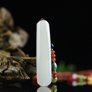 山料和田白玉无事牌吊坠