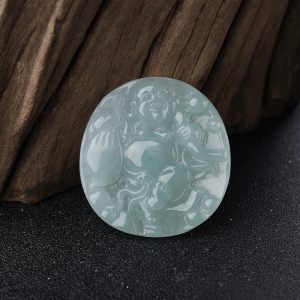 糯冰种浅绿翡翠弥勒佛吊坠