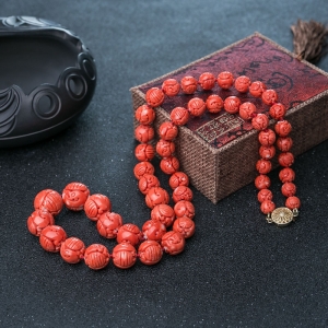 MOMO珊瑚龙珠塔链