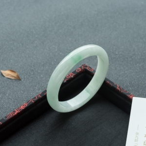 60.5mm糯种飘翠翡翠平安镯