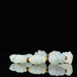 籽料和田白玉十八罗汉单圈手串