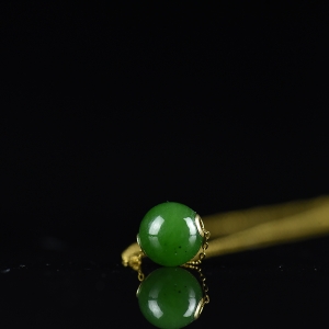 18k金镶山料和田碧玉吊坠