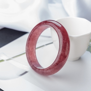 58.5mm草莓晶平安镯