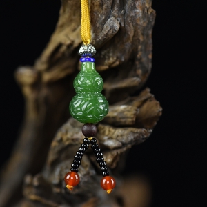 山料和田碧玉福禄吊坠