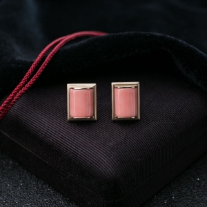 18K深水珊瑚耳钉